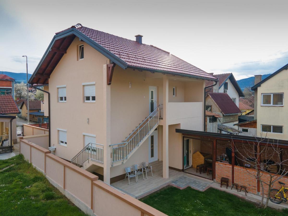 Apartment Lili Bajina Basta Exteriör bild